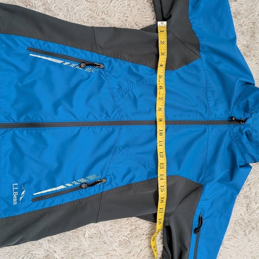 L.L. Bean Reflective Full Zip Outdoor Hiking Windbreaker - Picture 4 of 7